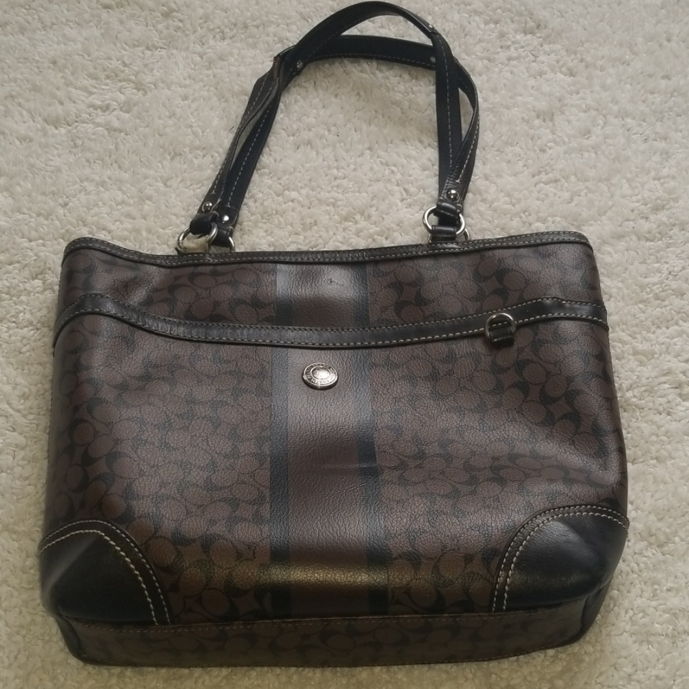 Authentic Coach Tote **MOVING SALE**